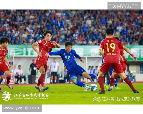 足球星辰海照耀绿茵梦想描绘激情岁月与荣耀征程